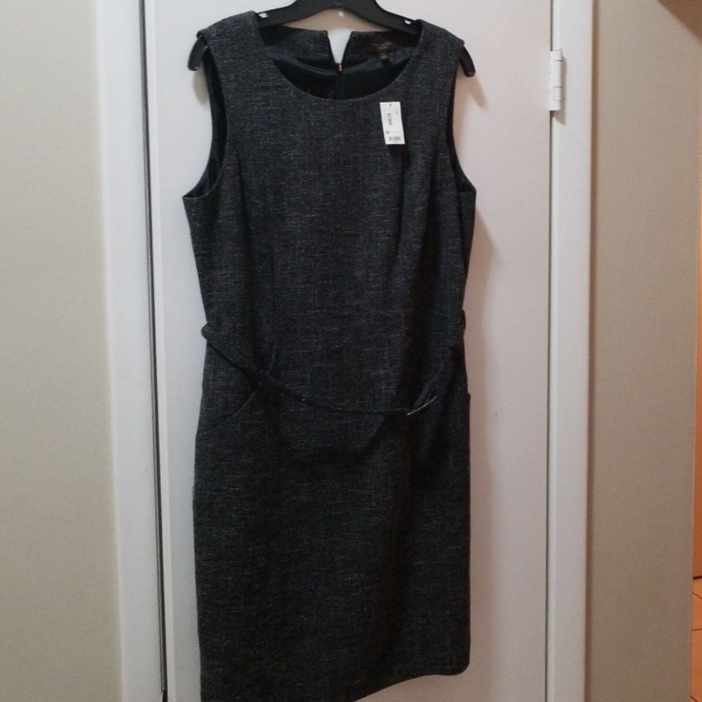 NWT Great dress for a modern woman